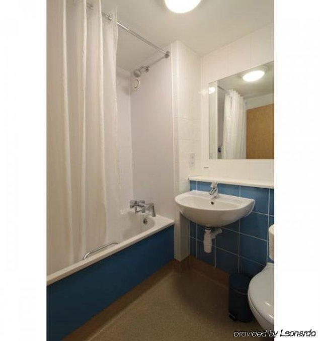 Travelodge Aberdeen Central Exterior foto