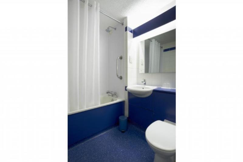 Travelodge Aberdeen Central Exterior foto