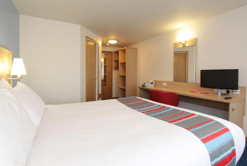 Travelodge Aberdeen Central Exterior foto